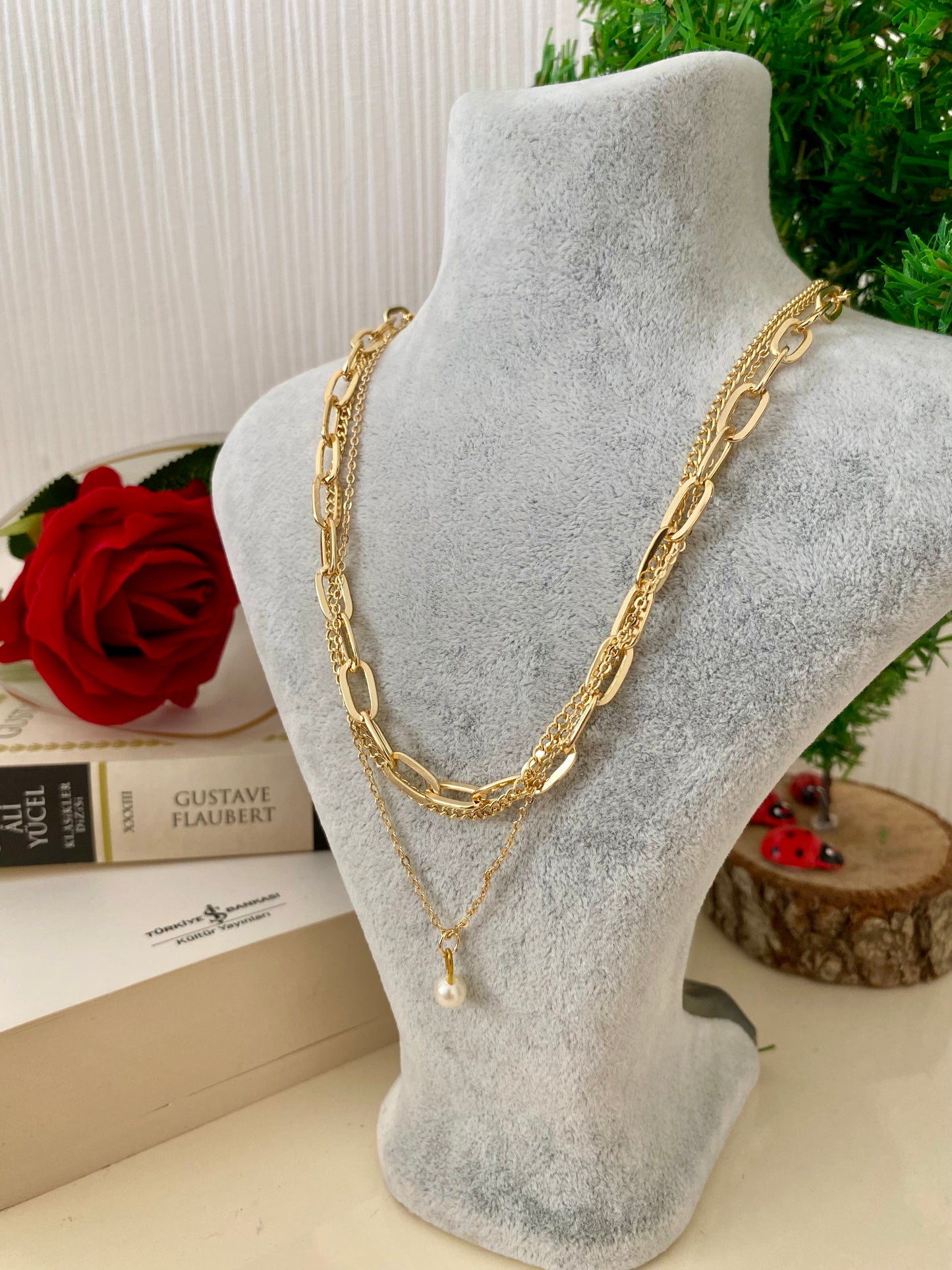 3'lü Gold Zincir İnci Detay Kolye Seti