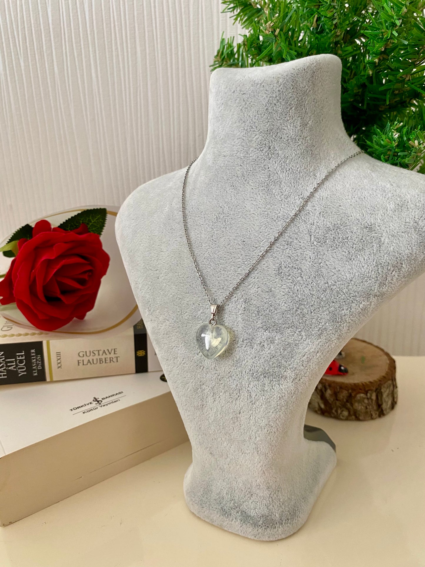 Çelik Ay Taşı Kolye