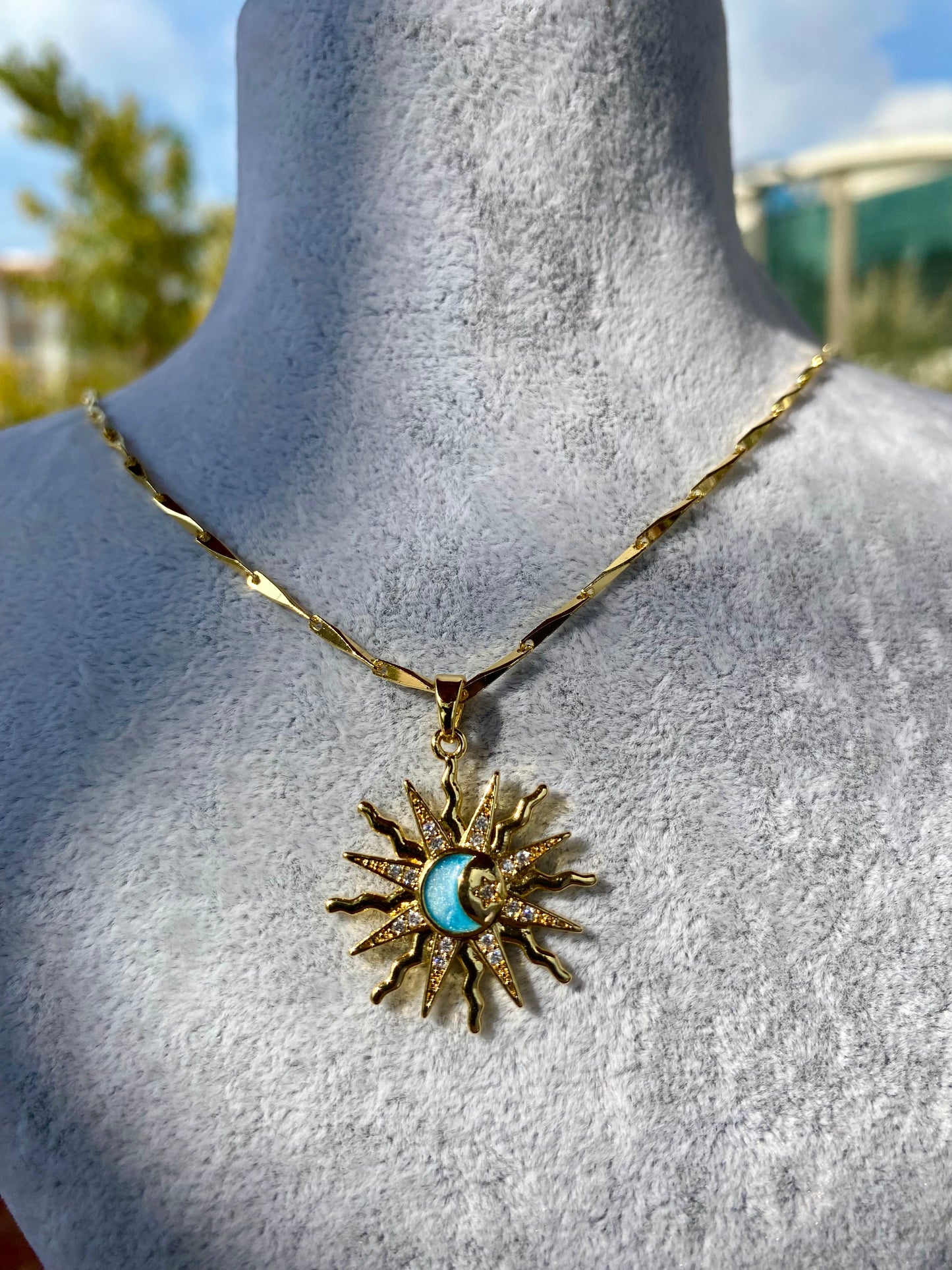 Altın Kaplama Güneş Kolye