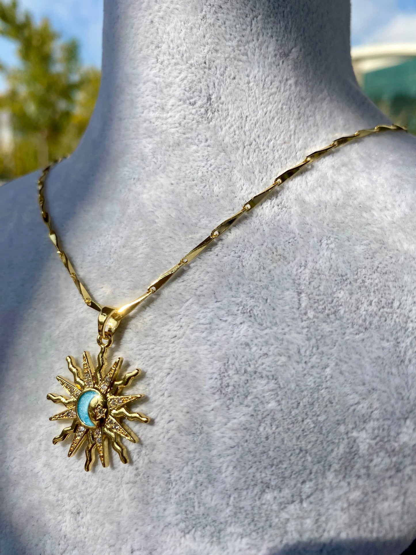 Altın Kaplama Güneş Kolye