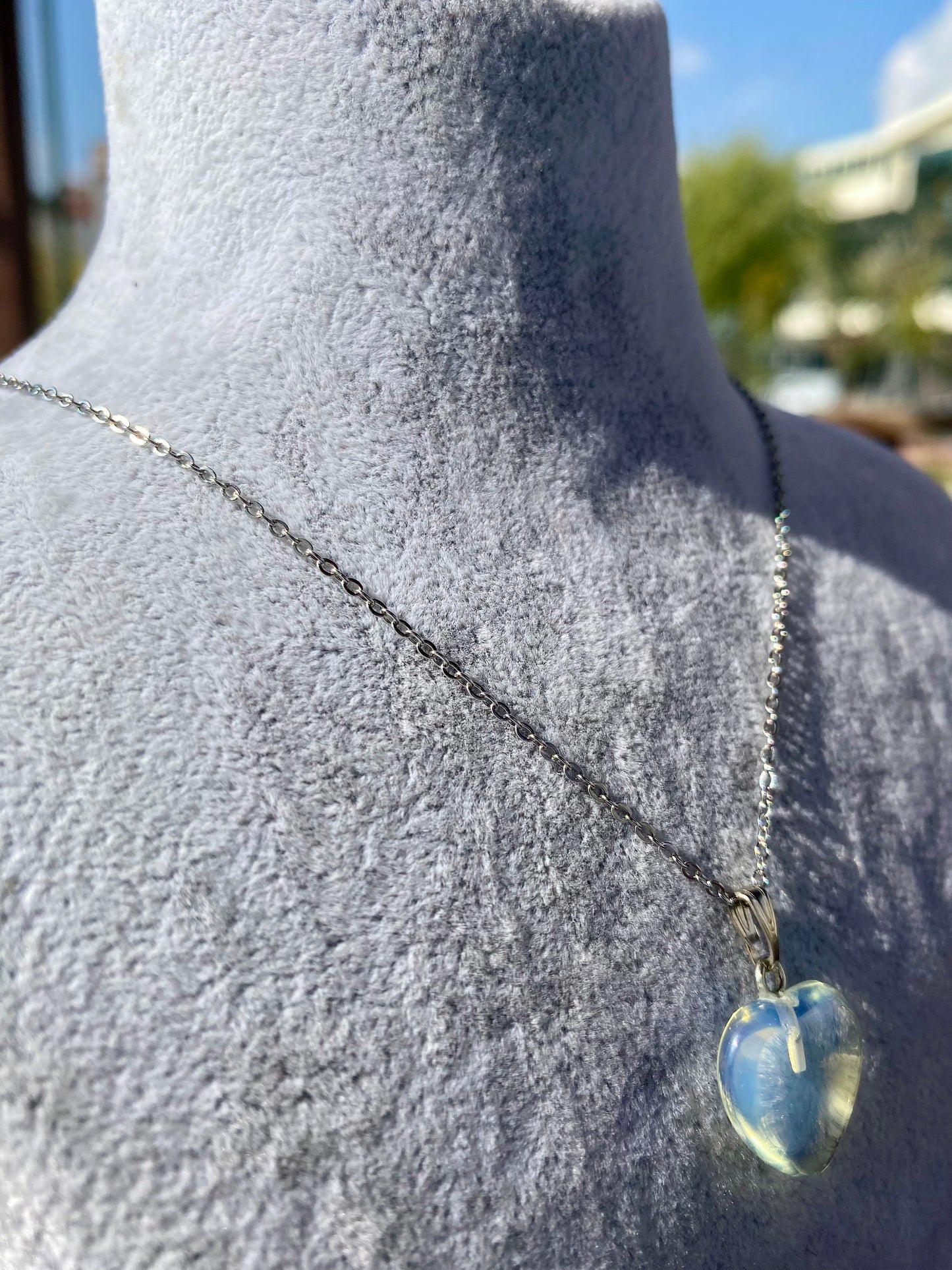 Çelik Ay Taşı Kolye